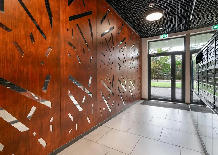 Appartement Jesionowe Ashwood Widok Na Odre 1,4 Km Od Rynku Parking Podziemny W Cenie Klimatyzacja Sauna W 1 River Oder View 1,4 Km Market Square Underground Parking Balcony Air Conditioning