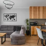 Jesionowe Ashwood Widok Na Odre 1,4 Km Od Rynku Parking Podziemny W Cenie Klimatyzacja Sauna W 1 River Oder View 1,4 Km Market Square Underground Parking Balcony Air Conditioning *