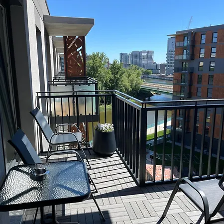 Apartment Jesionowe Ashwood Widok Na Odre 1,4 Km Od Rynku Parking Podziemny W Cenie Klimatyzacja Sauna W 1 River Oder View 1,4 Km Market Square Underground Parking Balcony Air Conditioning Breslau