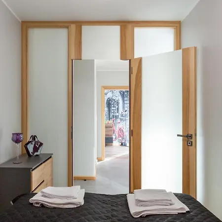 Jesionowe Nad Odra, Stare Miasto, Sauna W Jednym, Klimatyzacja , Garaz Podziemny 0 Zl, Odra River , Old Town, New Building, Air Conditioning, Sauna-one, Underground Garage Free Вроцлав